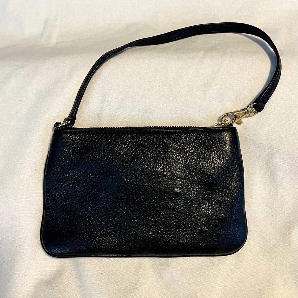 *EUC* *AUTHENTIC* Michael Kors Wristlet Wallet With Gold Zipper - Black- Pebbled - Picture 4 of 11